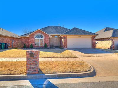 2512 SE 93rd St, Moore, OK, 73160
