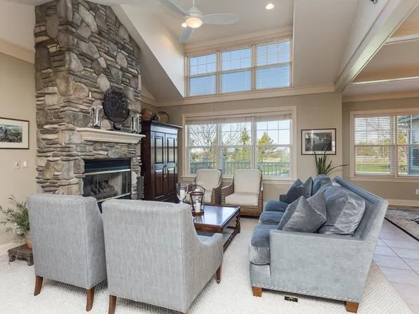 7135 Ida Red Rd Unit 2104, Egg Harbor, WI 54209