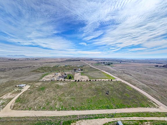 4th image of 13488 Hollow Rd