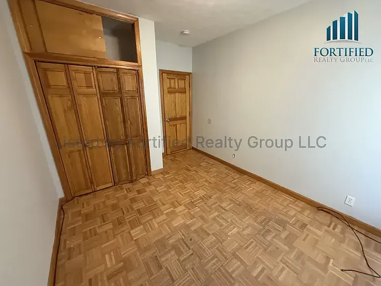 46 Pitman St #2F — Photo 8