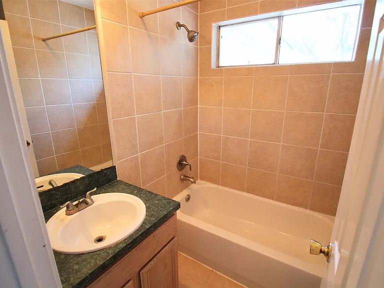 2117 Whittier Dr — Photo 18