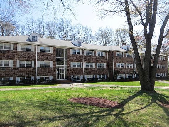 3rd image of 88 Farrwood Ave APT 12