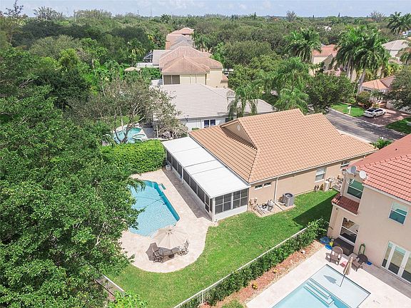 3rd image of 6520 NW 78th Drive