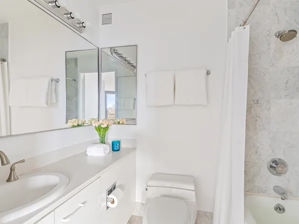 330 East 38th Street 27A image 6 of 6