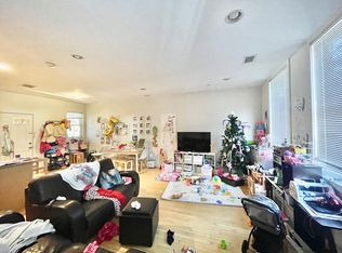 111 2nd St #105, Cambridge, MA 02141