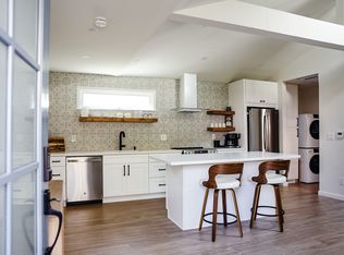 932 W Mission St #B, Santa Barbara, CA 93101