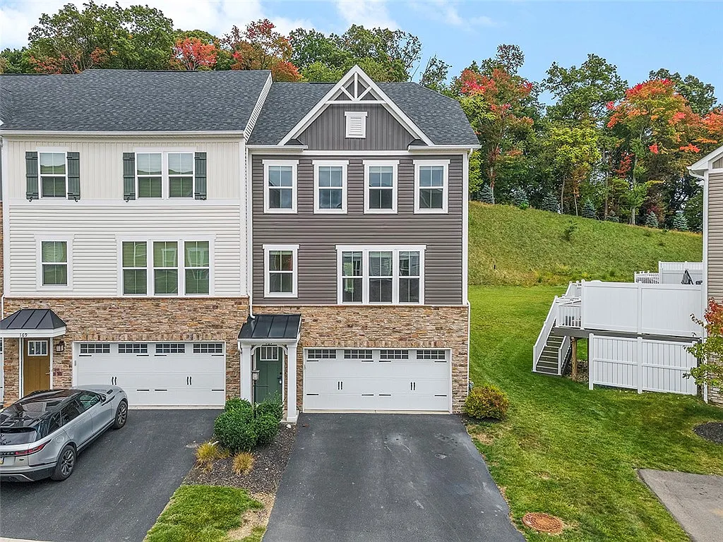 167 Curtis Ct photo 1
