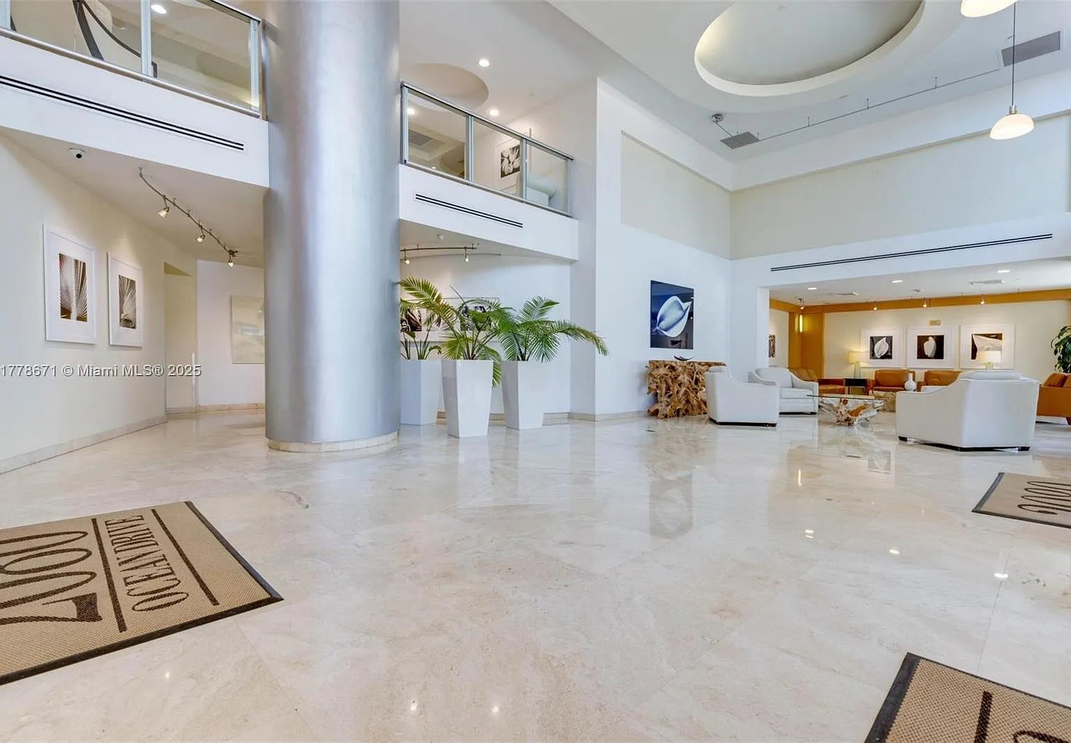 2080 Ocean Drive Condo — Photo 4