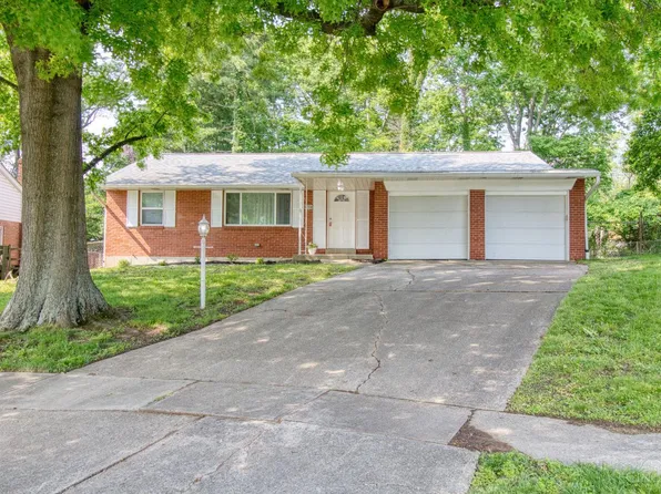 8298 Bonanza Ln, Cincinnati, OH 45255