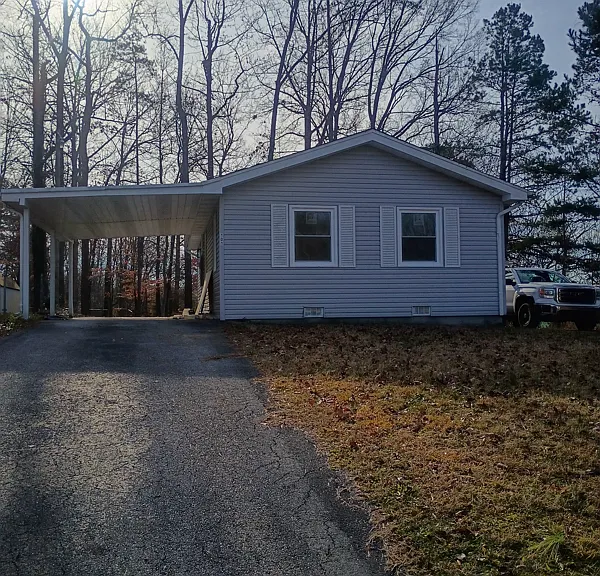 1317 Old Roane St — Photo 1