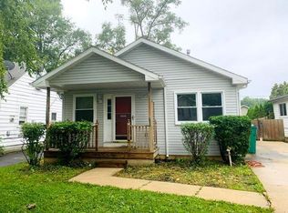 1318 N Poplar Ave, Round Lake Beach, IL
