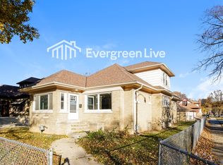 3002 N 47th St, Milwaukee, WI