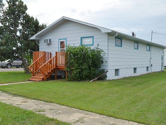 2nd image of 322 3rd Ave E