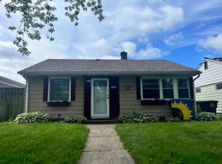 1205 W 43rd Pl, Hobart, IN 46342