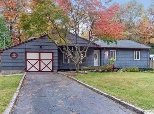 12 Roma Ave, Central Islip, NY 11722