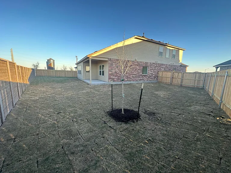 1018 Ascari Ct — Photo 34