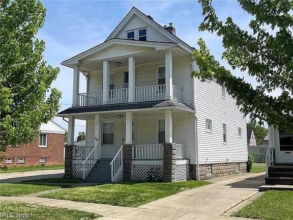 5th image of 196 Henry St