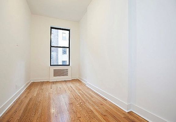 5th image of 109 E 36th St APT 3R