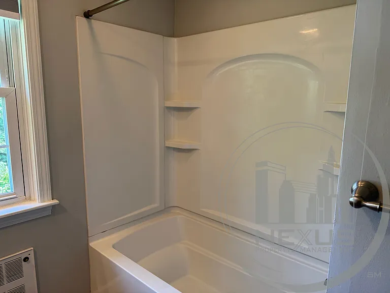 10 Nichols St #4 — Photo 32