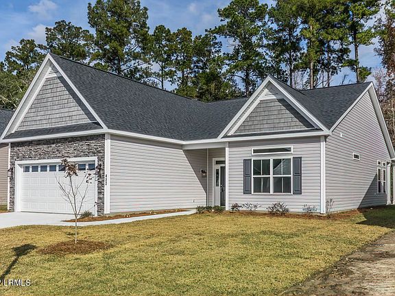 2nd image of 303 Sergeantjasper Cir