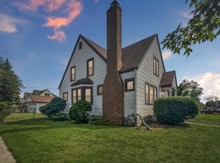 3340 Ann St, Lansing, IL 60438