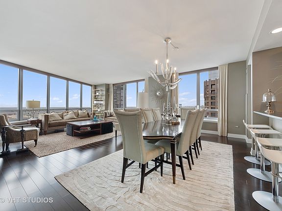 4th image of 600 N Lake Shore Dr APT 2412