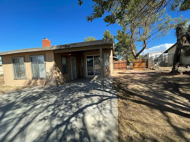 10246 Arroyo Ave — Photo 72