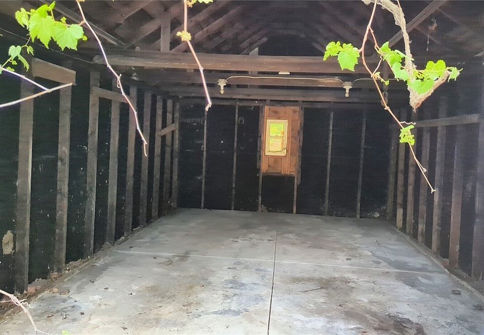 2483 Edwin Ave, Akron, OH 44314 MLS 4461827 Zillow