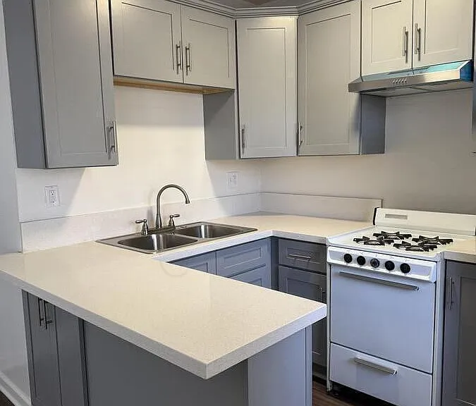 10720 Burin Ave #12 — Photo 4