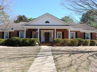 413 Cedarwood Dr, Smithfield, NC 27577