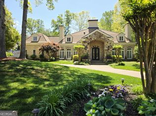 890 Marseilles Dr, Sandy Springs, GA