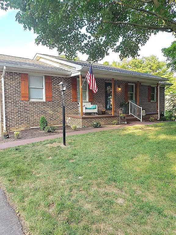 1181 Fiddlers Rd photo 1
