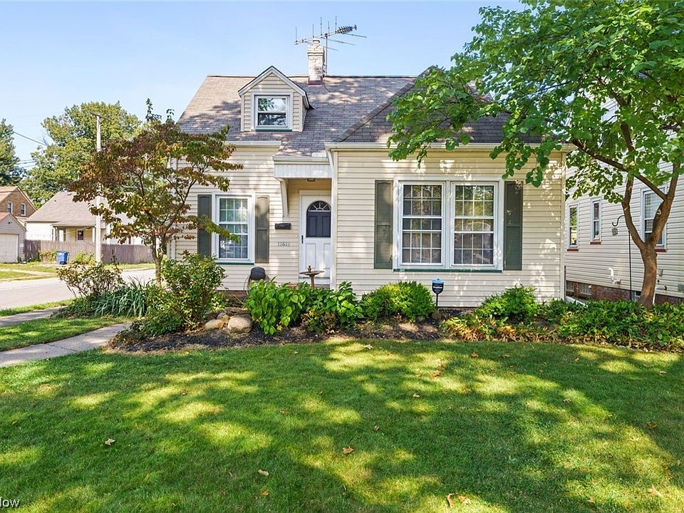 1st image of 17612 Ponciana Ave