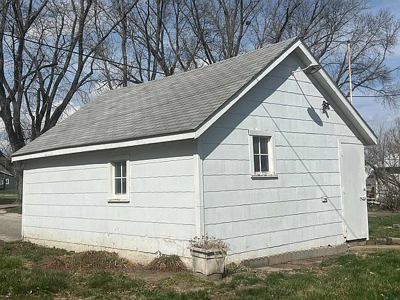 5th image of 515 Calhoun St