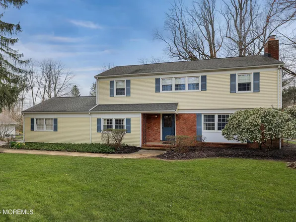 31 Dwight Road, Middletown, NJ 07748