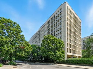 1400 E 55th Pl APT 703S, Chicago, IL