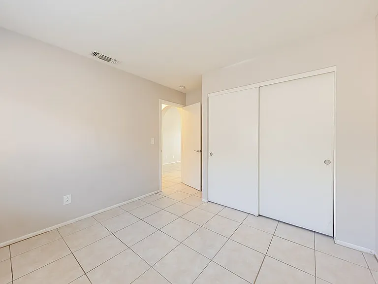 7056 W Eva St — Photo 14