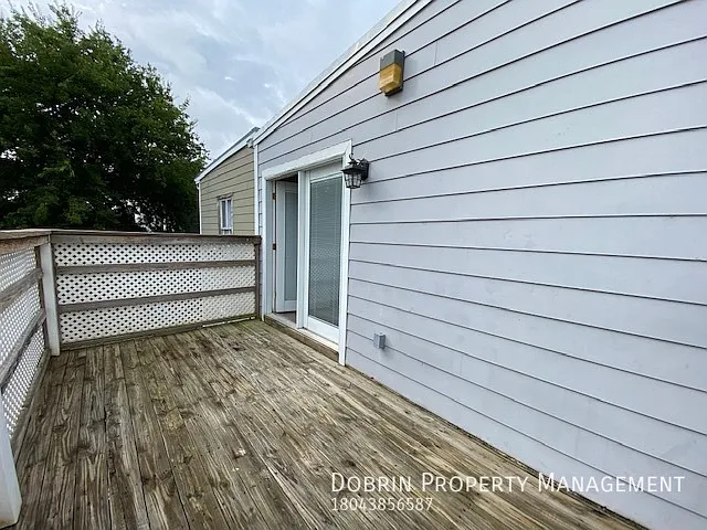 1322 W Clay St — Photo 7