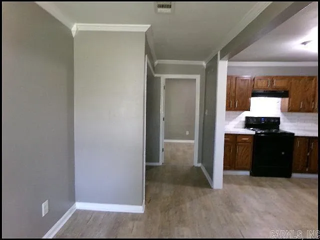 1721 Tulane Ave — Photo 14