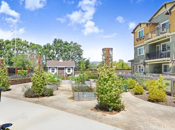 1418 Mauro Pietro Drive #200, Petaluma, CA 94954