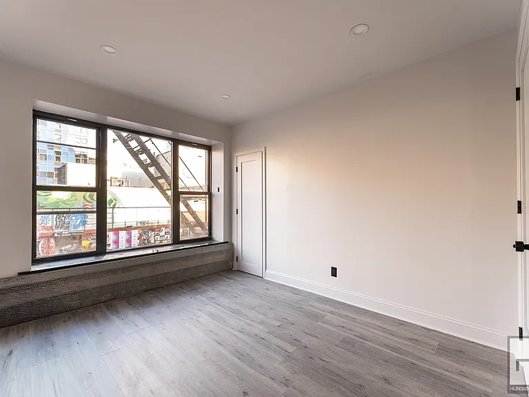 103 Essex St #2F — Photo 16