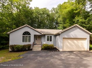 5 Par Ct, Lake Ariel, PA 18436