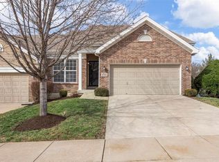 1711 Preston Centre Dr, Fenton, MO