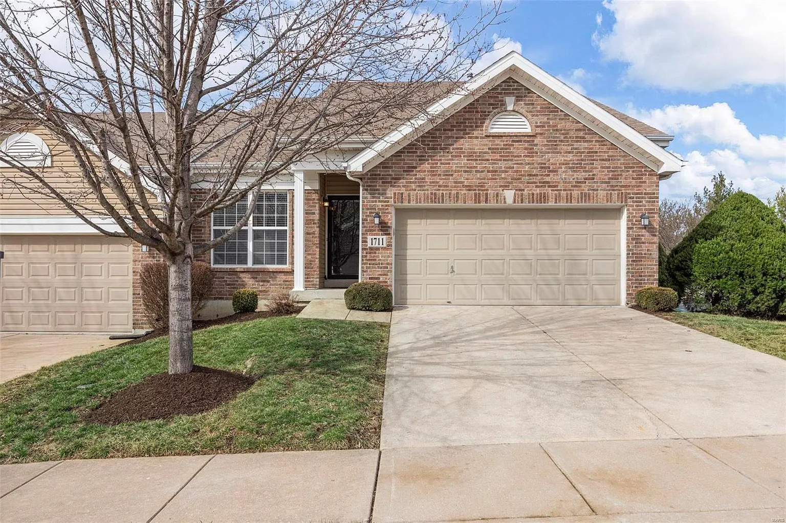 1711 Preston Centre Dr photo 1