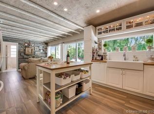 335 Ridgewood Rd, Key Biscayne, FL 33149