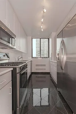 Rented by Mirador Real Estate | media 28