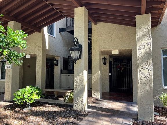 3rd image of 114 Club House Dr Unit 206