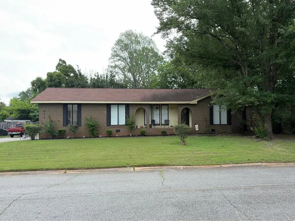 311 Emory Dr, Warner Robins, GA 31093