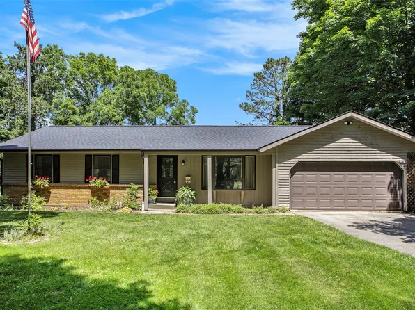 9549 E De Ave, Richland, MI 49083