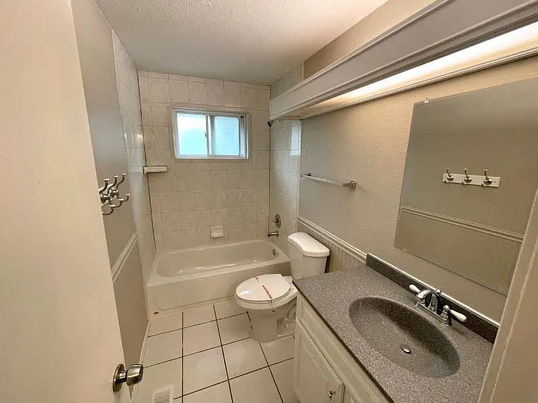 4755 S Yampa St — Photo 2